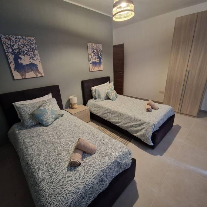Centrally Located, Well Equipped, Stylish Flat. St. Paul's Bay Exterior photo