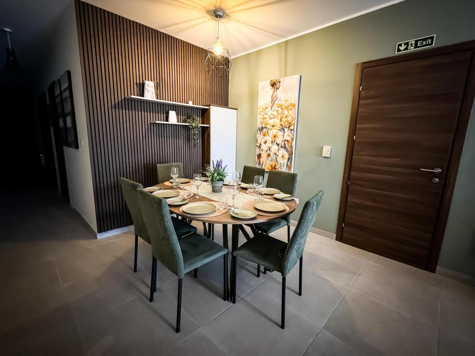 Centrally Located, Well Equipped, Stylish Flat. St. Paul's Bay Exterior photo