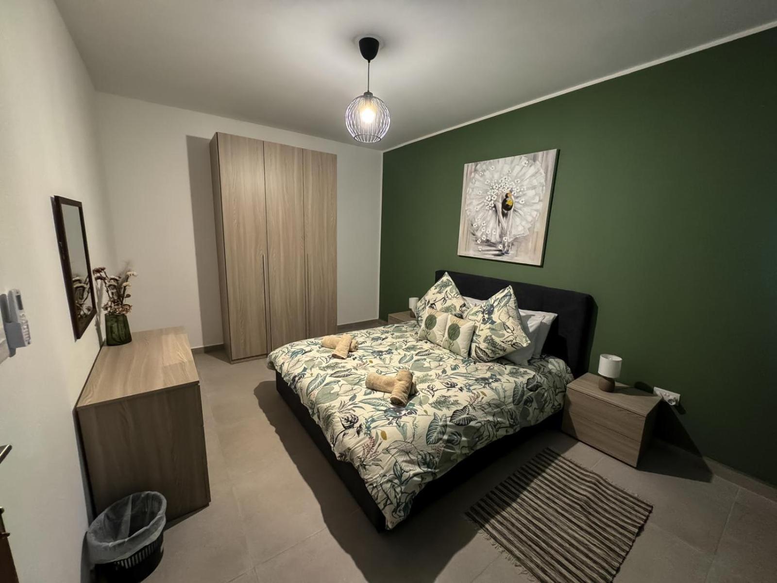 Centrally Located, Well Equipped, Stylish Flat. St. Paul's Bay Exterior photo